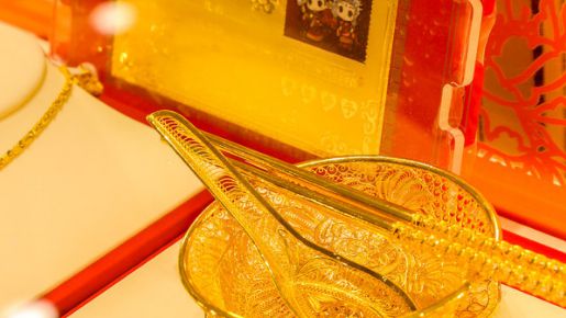 “掘金”熱度不減 金銀珠寶類零售強勁增長，上半年進(jìn)出口總額創(chuàng)三年新高